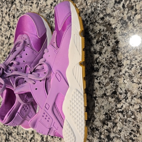 NIKE AIR HUARACHE RUN ULTRA N7 FUCHSIA GLOW. BV 1164-500. SIZE 7.5 - Picture 8 of 11